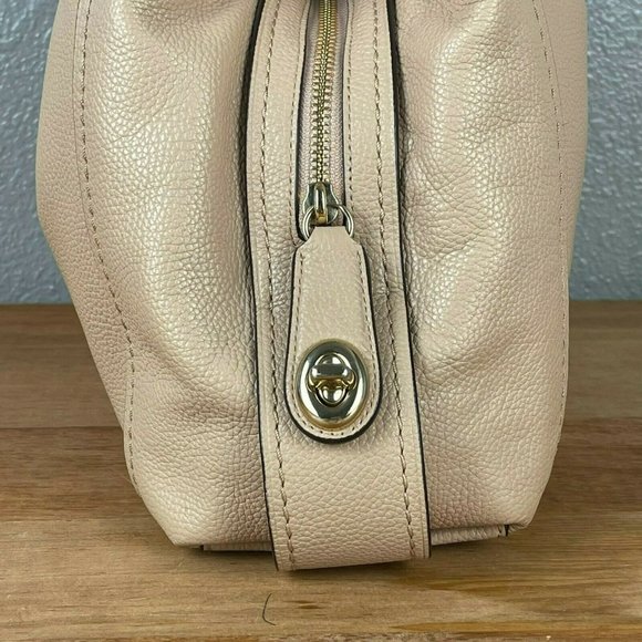 Coach Women's Edie 31 Pebble Shoulder Bag 31 Beige - Picture 4 of 12